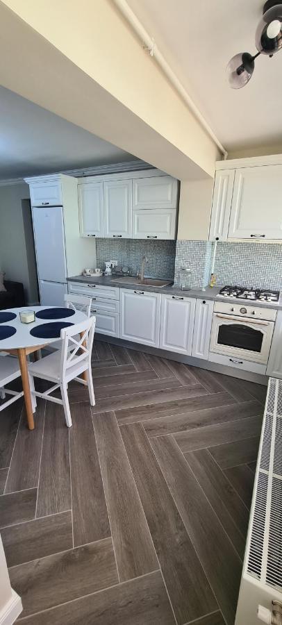 White Rezidence Διαμέρισμα Curtea de Argeş Εξωτερικό φωτογραφία
